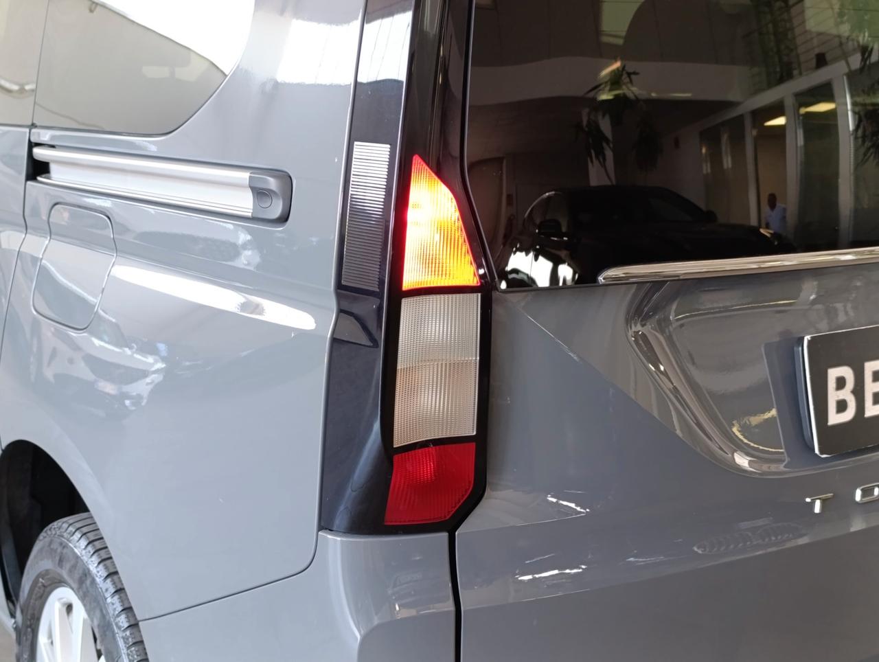 FORD Tourneo Connect V761 2.0 ecoblue 122cv Titanium auto