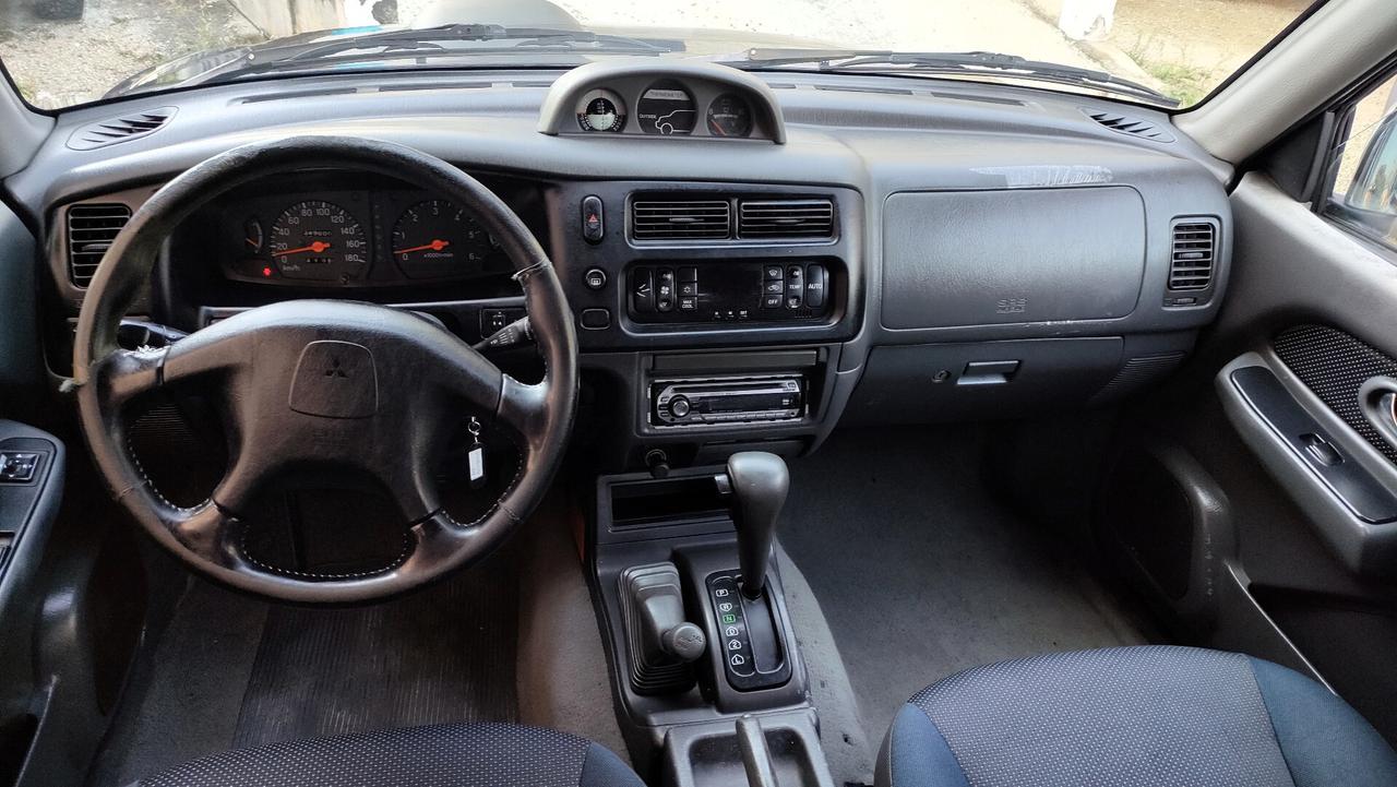 Mitsubishi L200 2.5 TD Aut Gancio 4WD Double Cab