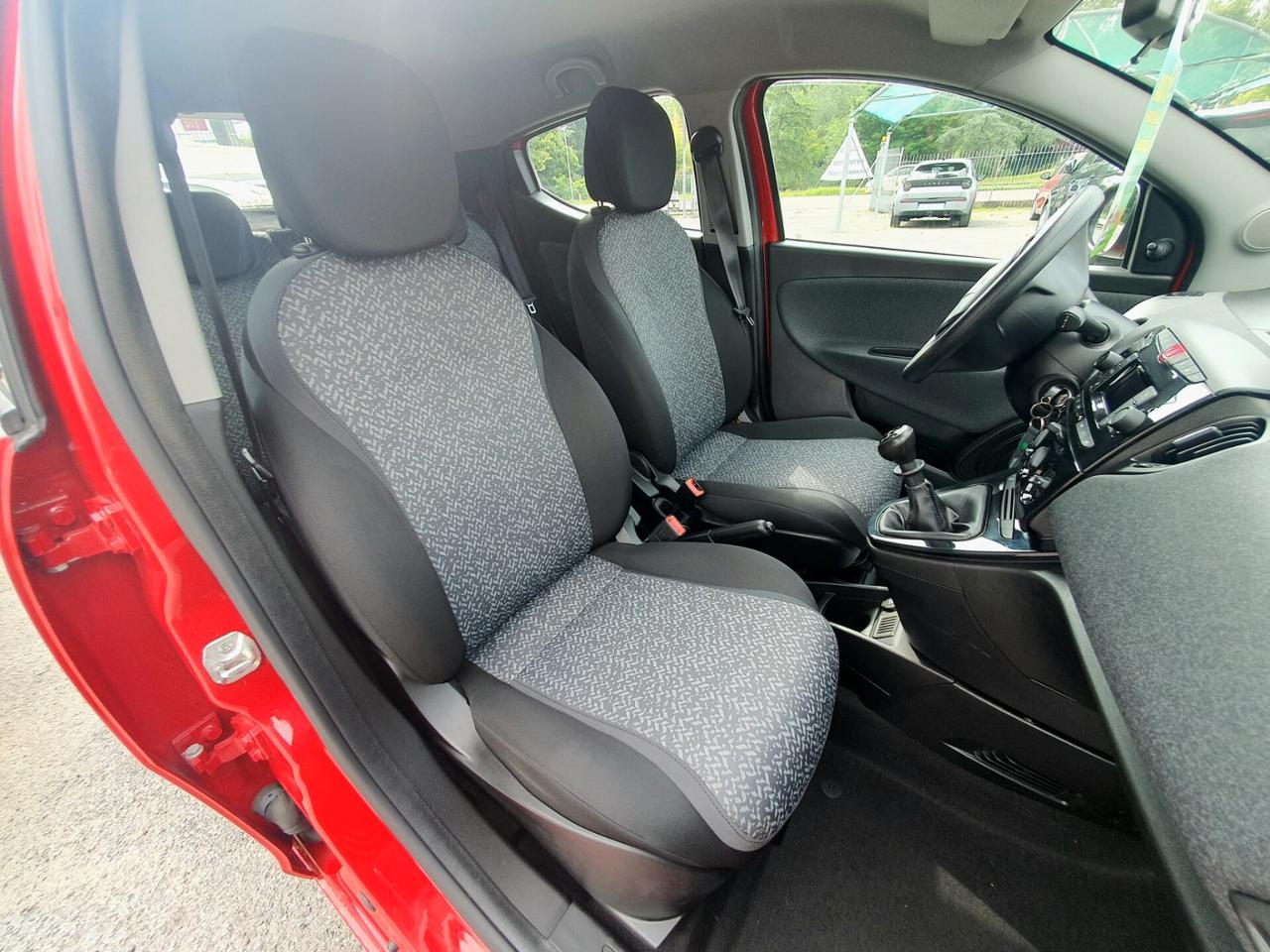 Lancia Ypsilon 1.2 69 CV 5 porte GPL Ecochic Elefantino Blu