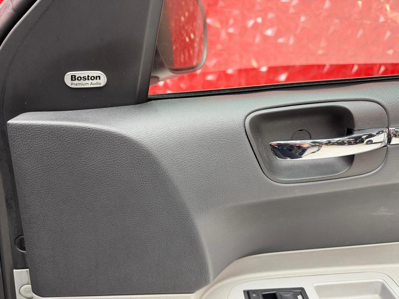 Chrysler 300C 3.0 V6 CRD cat DPF Sedan 218Cv