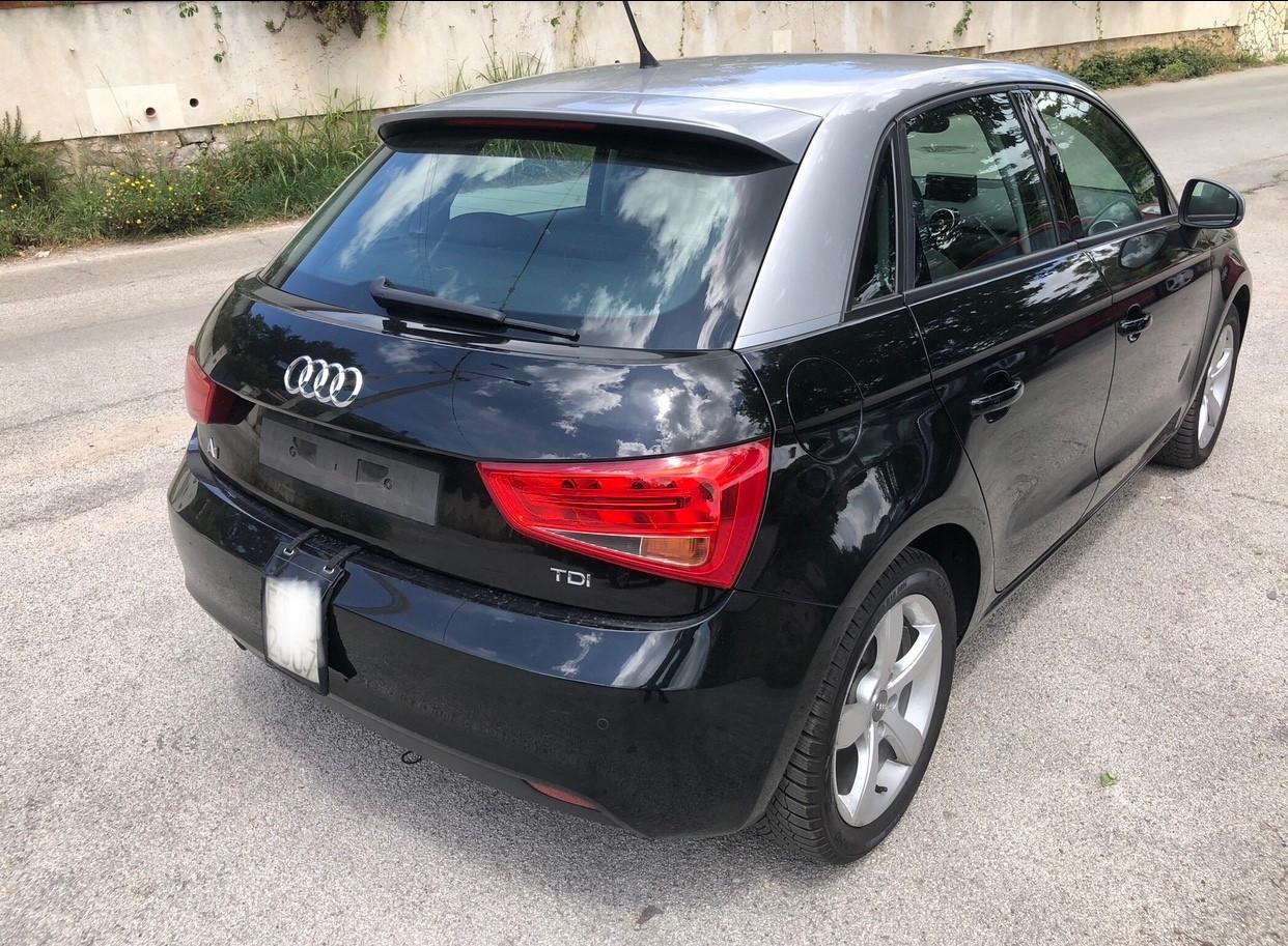 Audi A1 SPB 1.6 Tdi 105cv AMBITION - PERFETTA