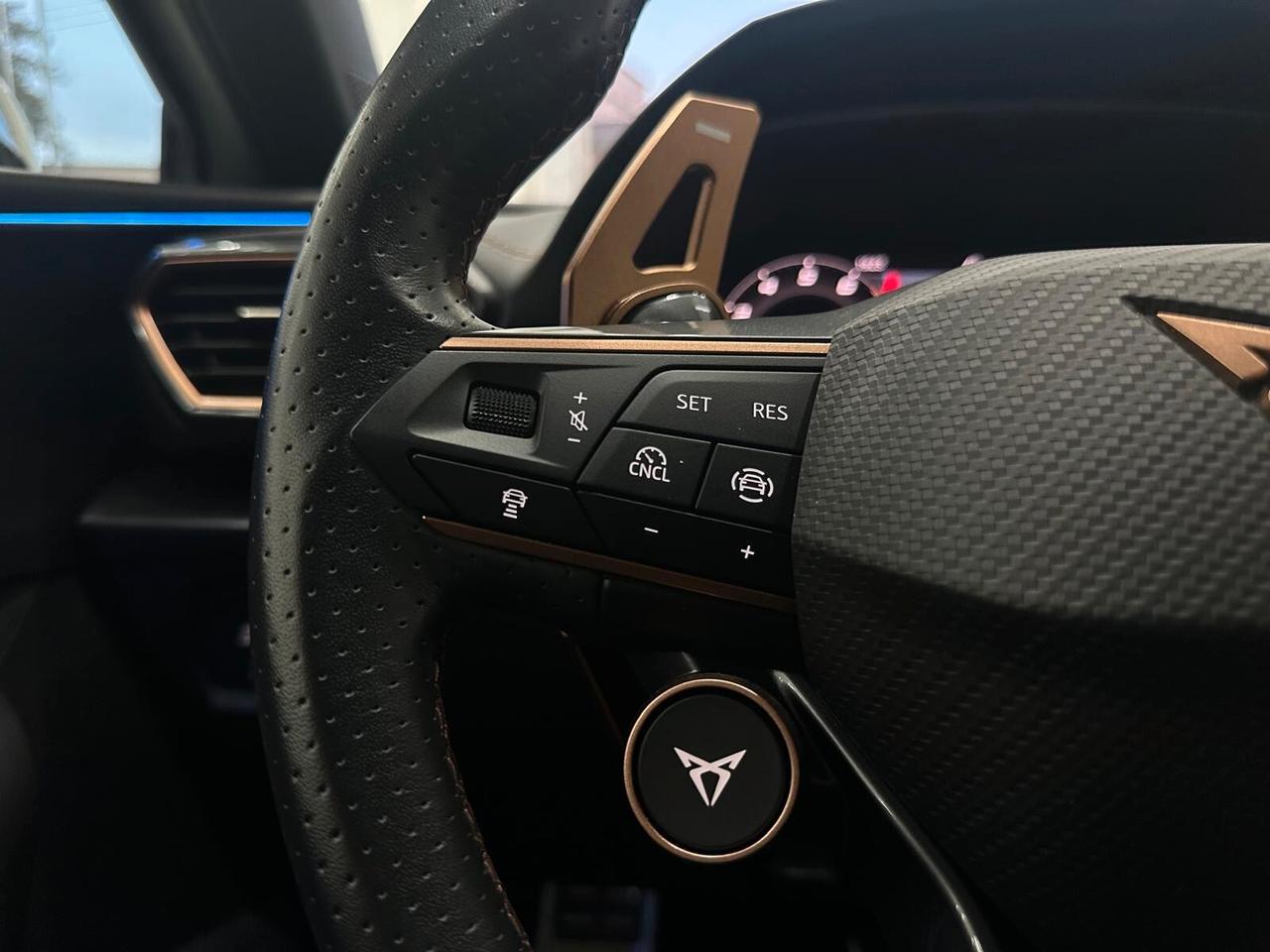 Cupra Leon 1.5 Hybrid 150 CV DSG