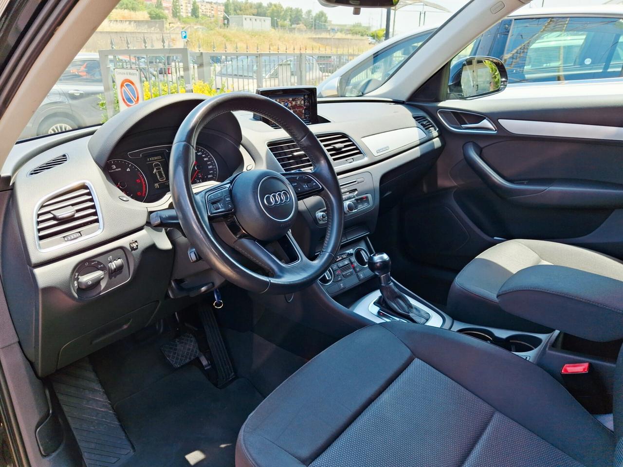 Audi Q3 2.0 TDI 150 CV quattro S tronic Sport