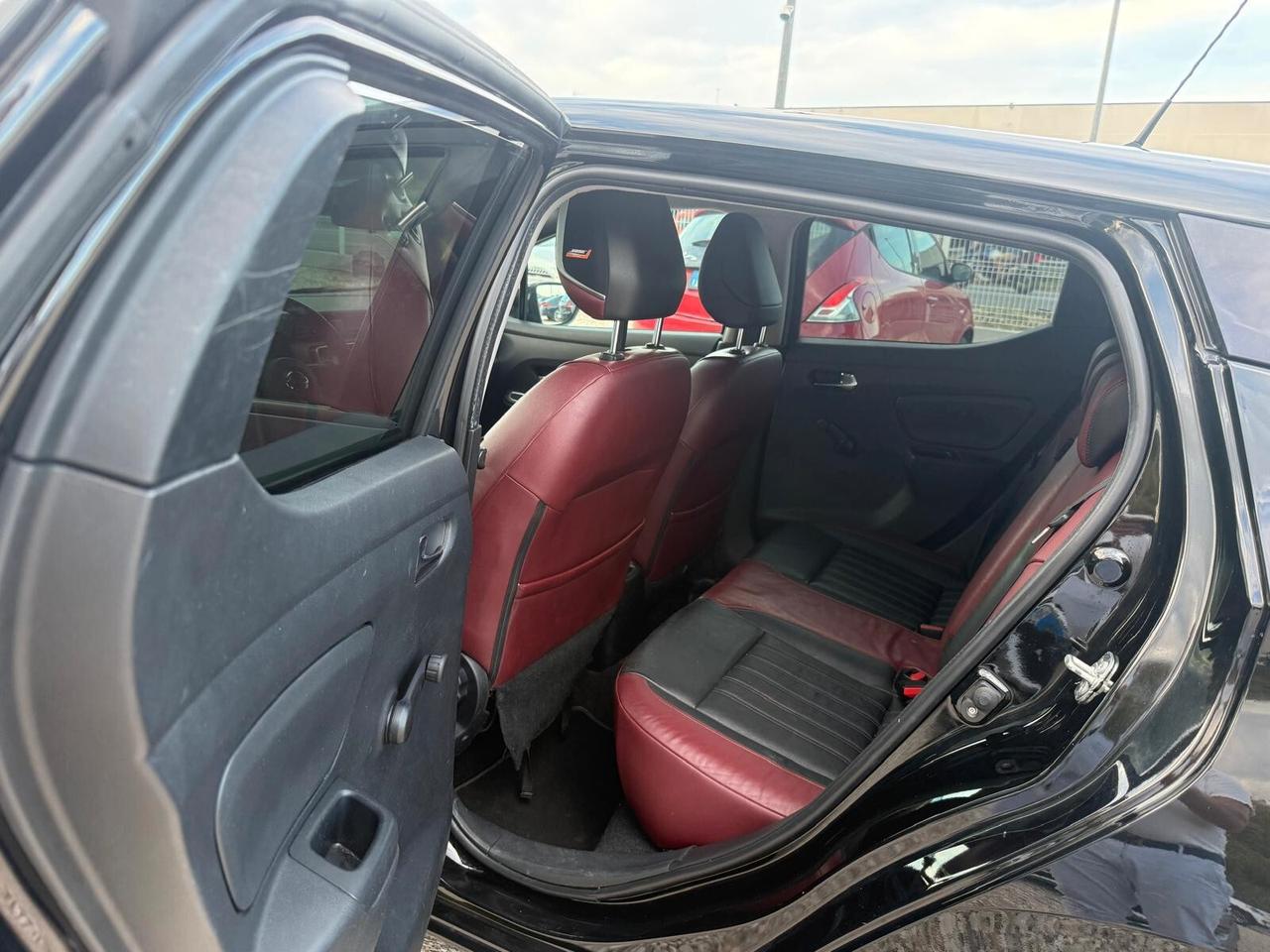 Nissan Micra 0.9 IG-T 12V 5 porte Tekna
