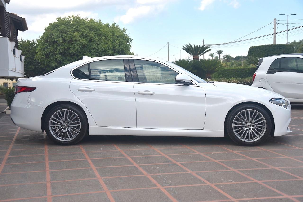 Alfa Romeo Giulia 2.2 Turbodiesel 190cv AT8 Executive