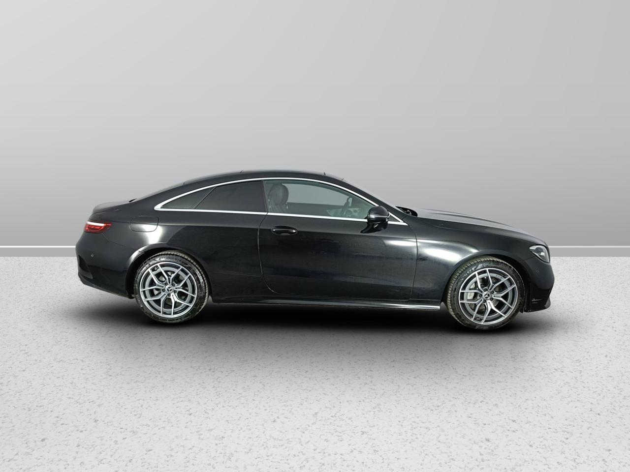 Mercedes-Benz Classe E - A/C 238 - E Coupe 220 d Premium Plus 4matic auto my20