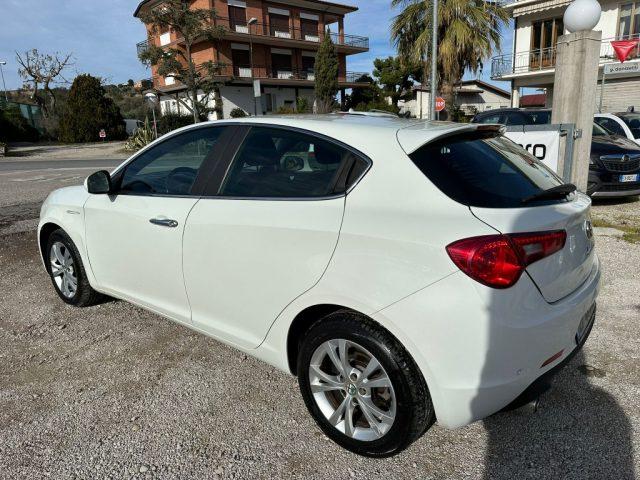 ALFA ROMEO Giulietta 1.6 JTDm-2 105 CV Distinctive