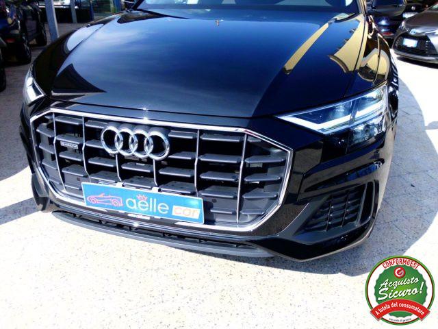 AUDI Q8 45 TDI quattro tiptronic Sport