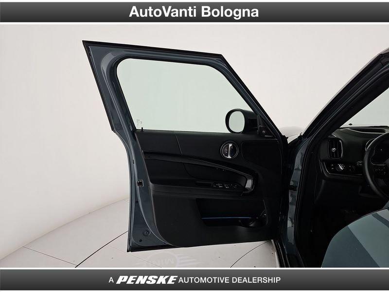 MINI Countryman Plug-In Hybrid Cooper S E Classic 4WD automatica