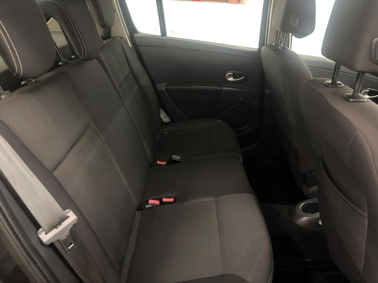 Renault Clio 1.2 16V 5 porte Dynamique