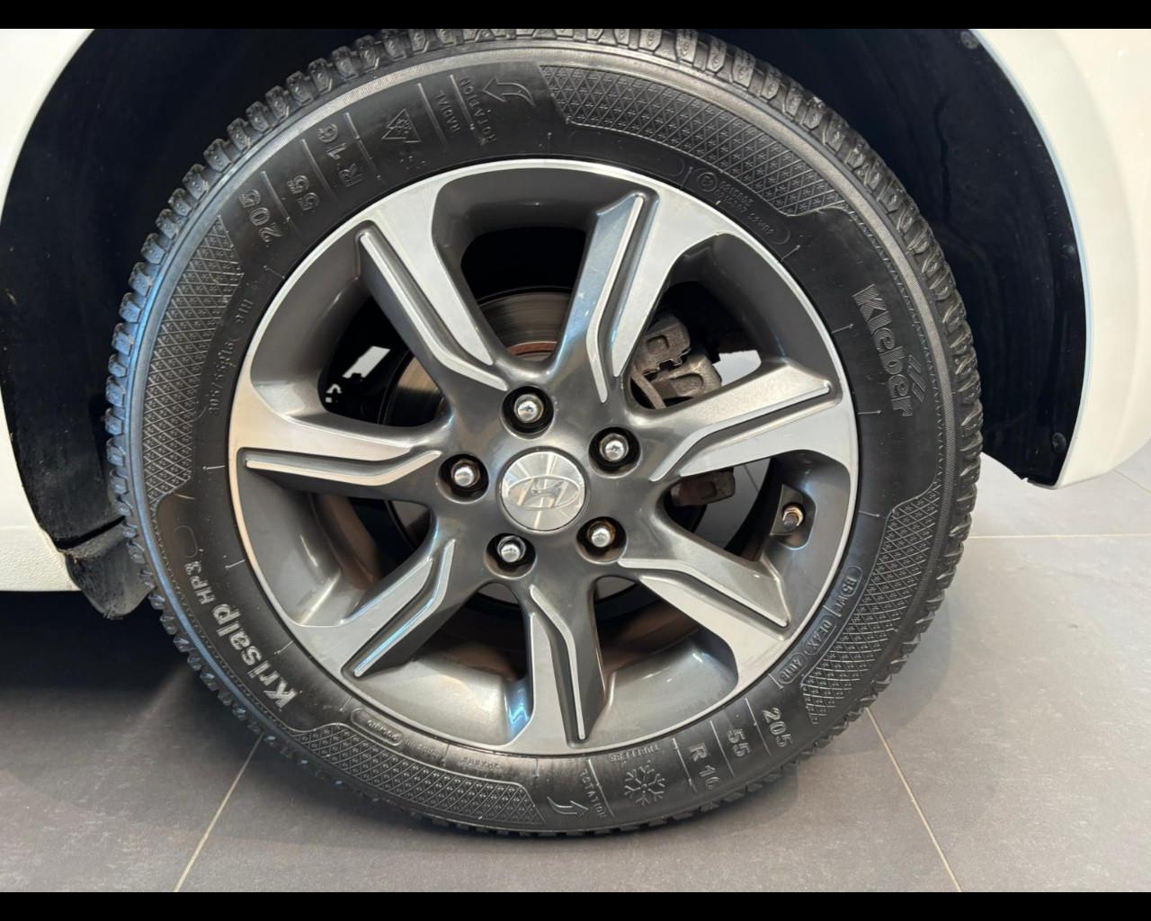 HYUNDAI ix20 - ix20 1.4 Comfort FL E6