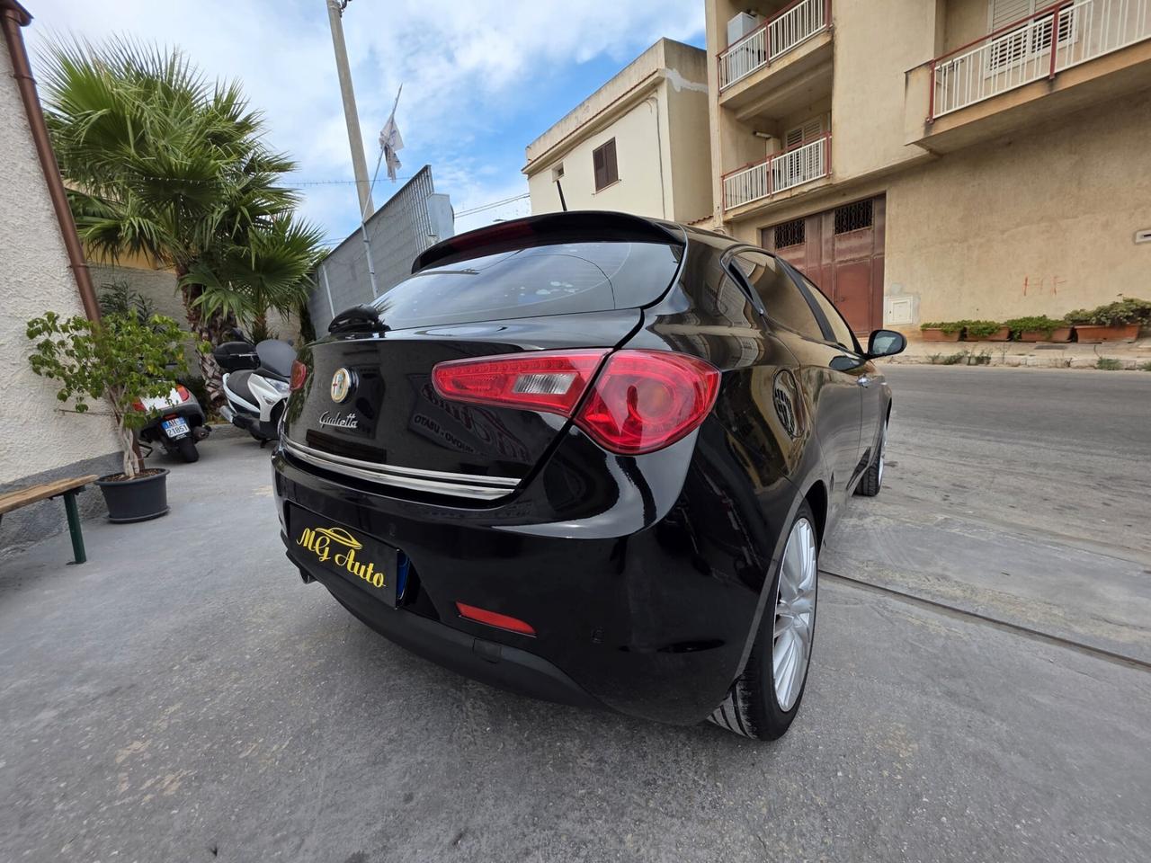 Alfa Romeo Giulietta 1.6 JTDm-2 105 CV Distinctive