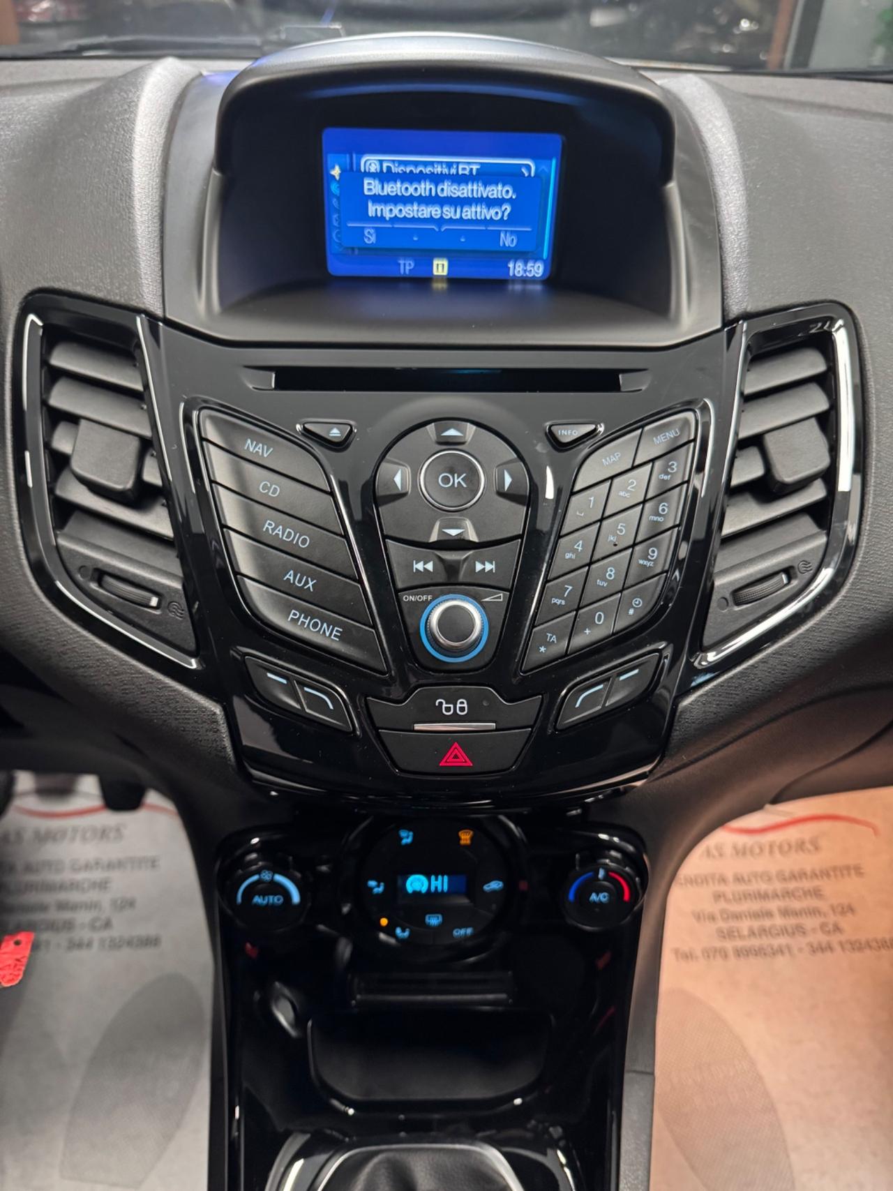 Ford Fiesta 1.5 TDCi 75CV 5 porte Titanium