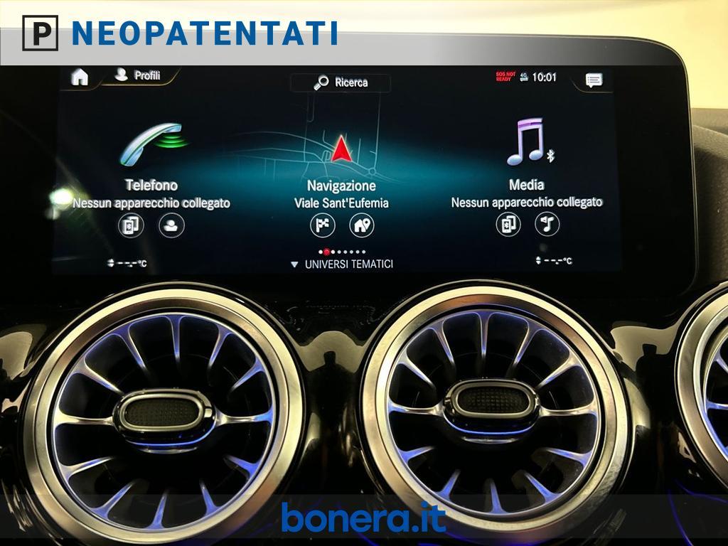 Mercedes GLA 180 180 D Premium 8G-DCT