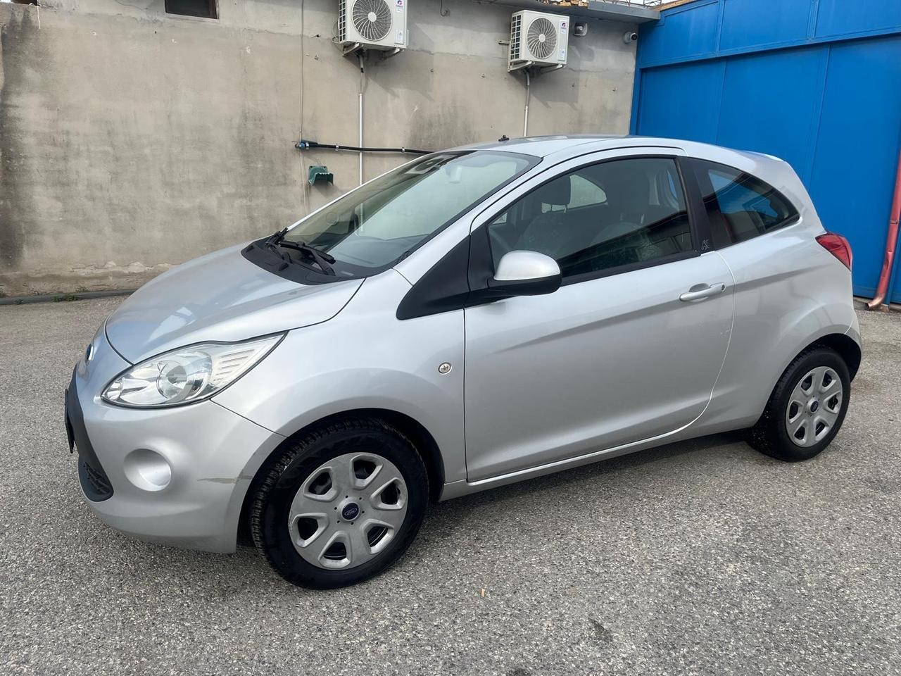 Ford ka 1.2 benz .-full opt-2013