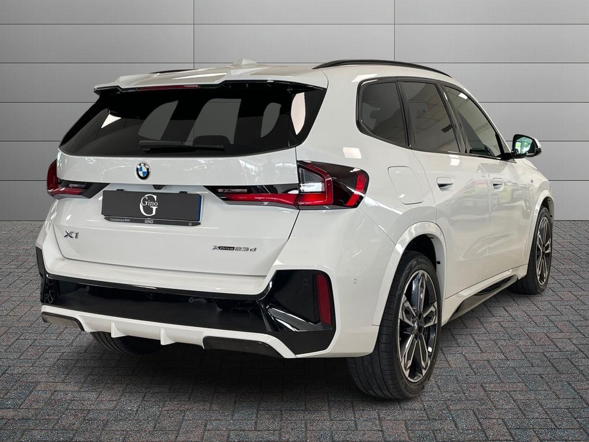 BMW X1 xdrive23d mhev 48V auto