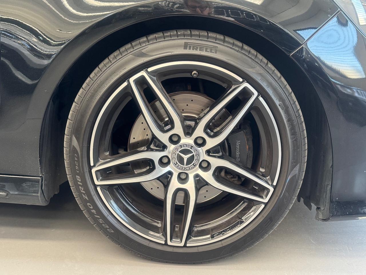 Mercedes-benz CLA 220 d Automatic Premium Dark Night