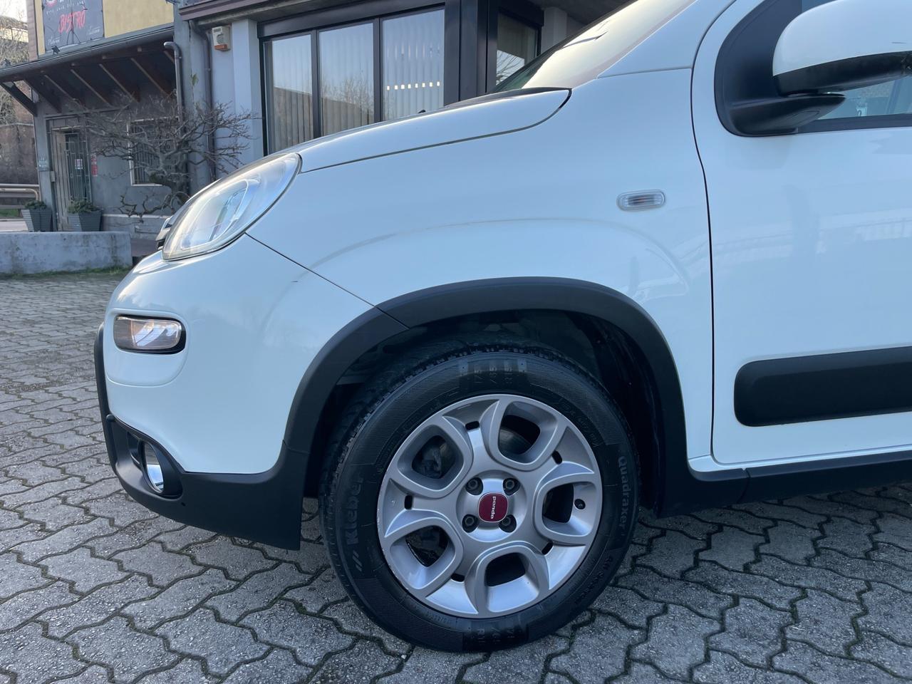 Fiat Panda 0.9 TwinAir Turbo Natural Power Lounge