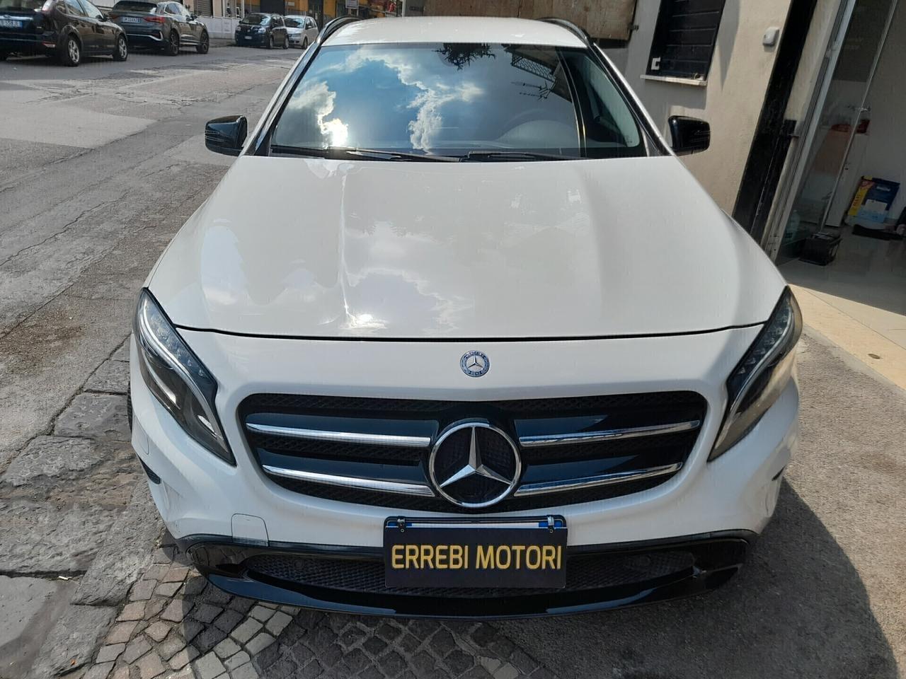 Mercedes-benz GLA 180 d Automatic Premium
