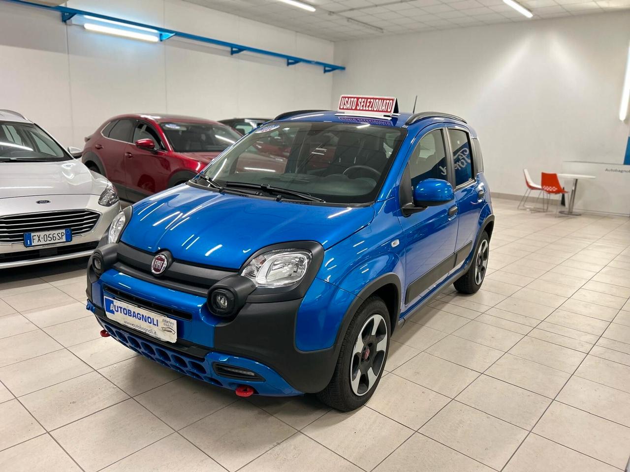 Fiat Panda CROSS 1.0 FireFly Hybrid SPOTICAR