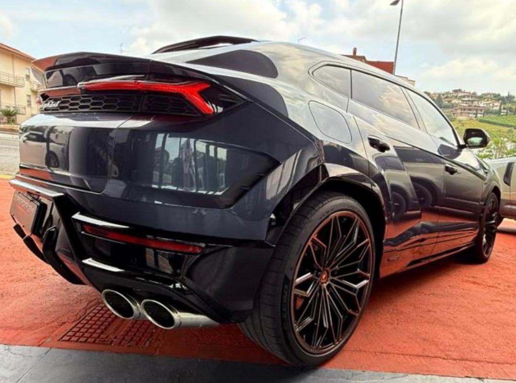 LAMBORGHINI Urus 4.0 SE PLUG-IN 800 CV