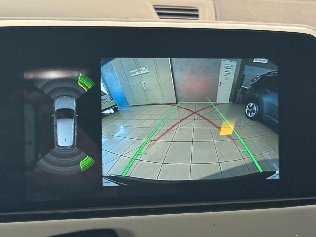 BMW X1 sdrive18d Sport auto my18 Led Navi Cam 18"