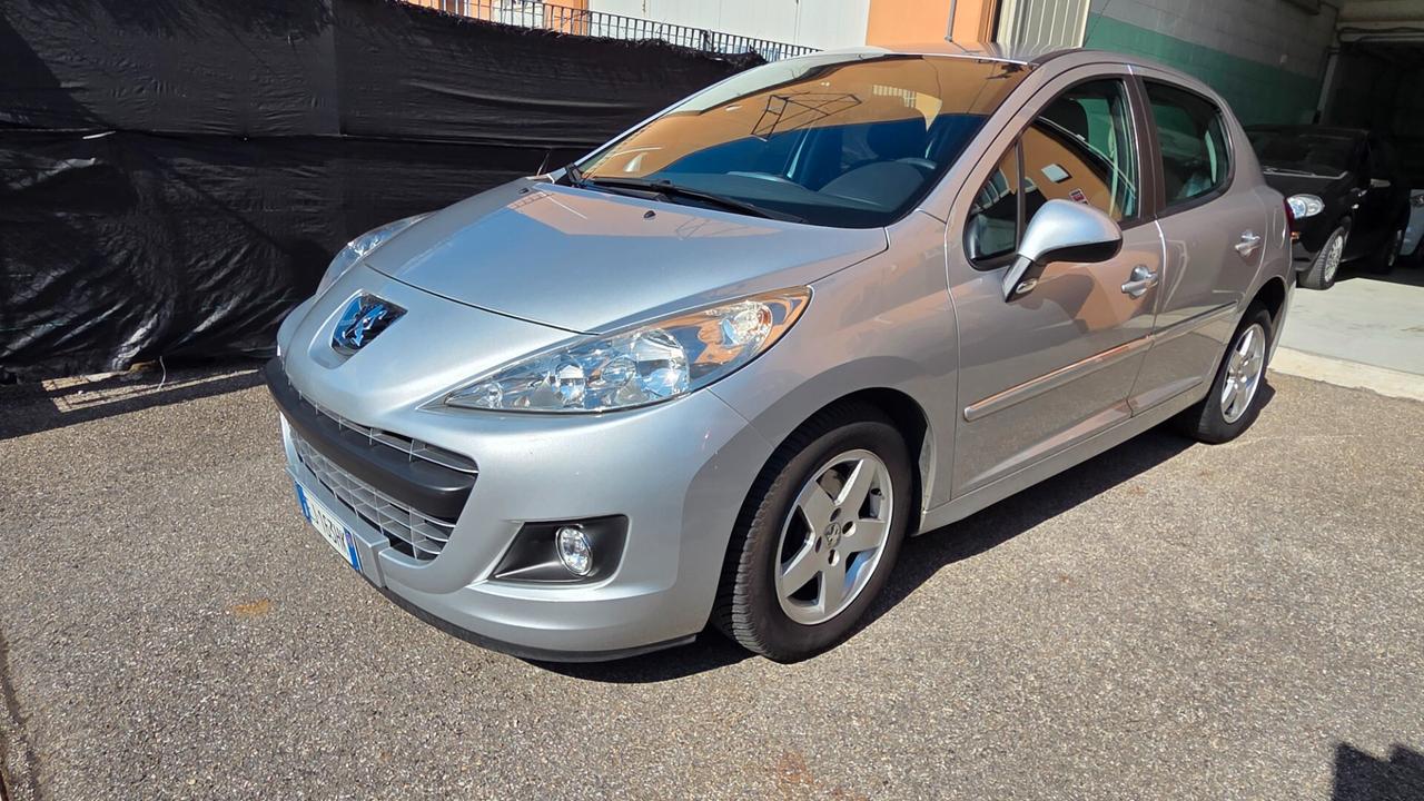 Peugeot 207 1.4 VTi 95CV 5p. neo patentati unico proprietario