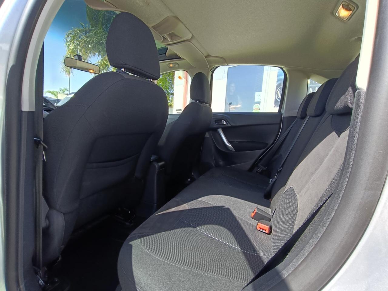 Citroen C3 1.2 VTi 82 Exclusive - 2013
