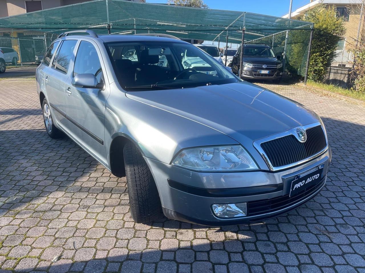 Skoda Octavia 1.9 TDI Elegance GANCIO TRAINO