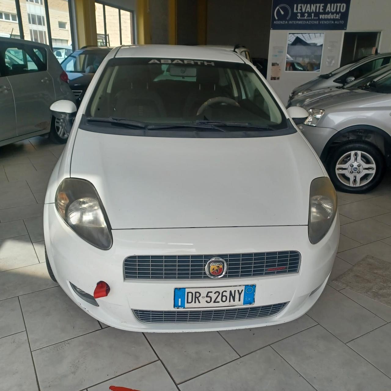 NEOPATENTATI GRANDE PUNTO 1.3MJTD 90CV