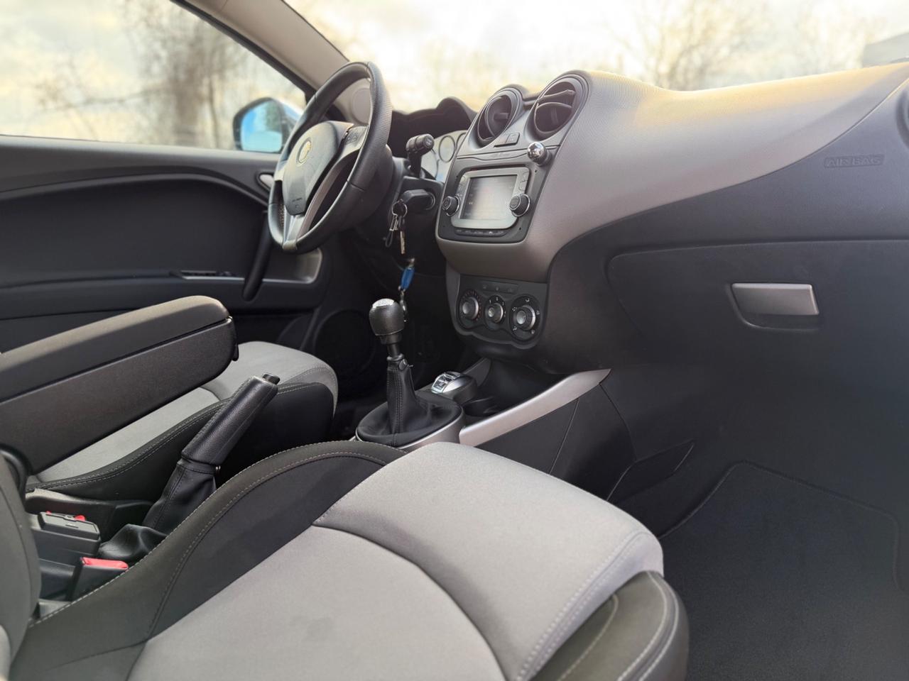 Alfa Romeo MiTo 0.9 T 105 CV TwinAir S&S Distinctive