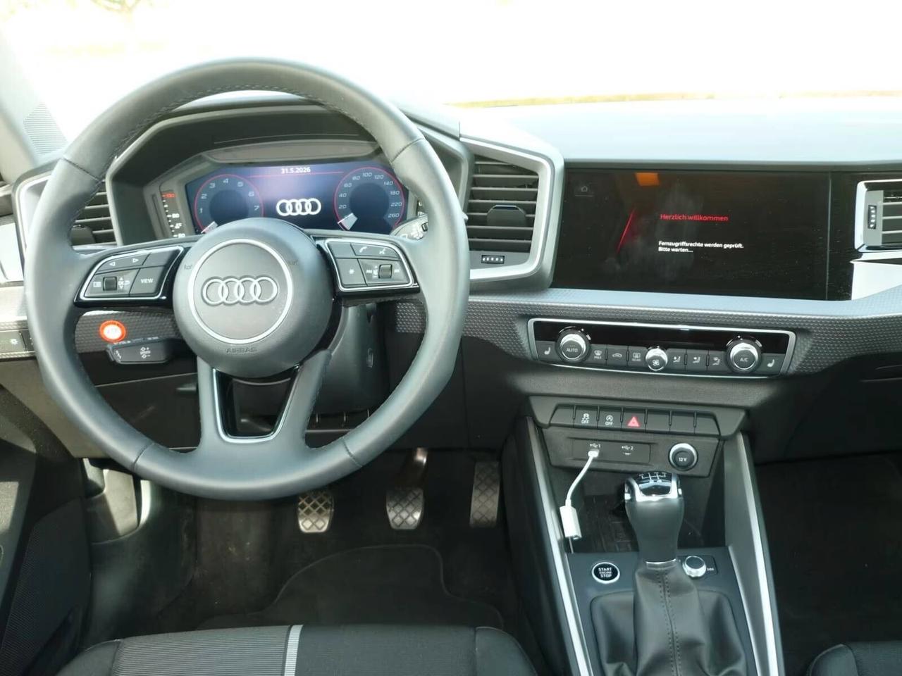 Audi A1 allstreet 25 TFSI Business
