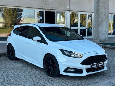 FORD FOCUS ST 2.0 TDI 185 CV – FULL OPTIONAL – RECARO – XENO – CAMERA