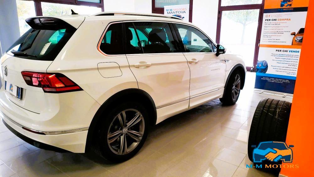 VOLKSWAGEN Tiguan 1.6 TDI SCR Sport BlueMotion Technology
