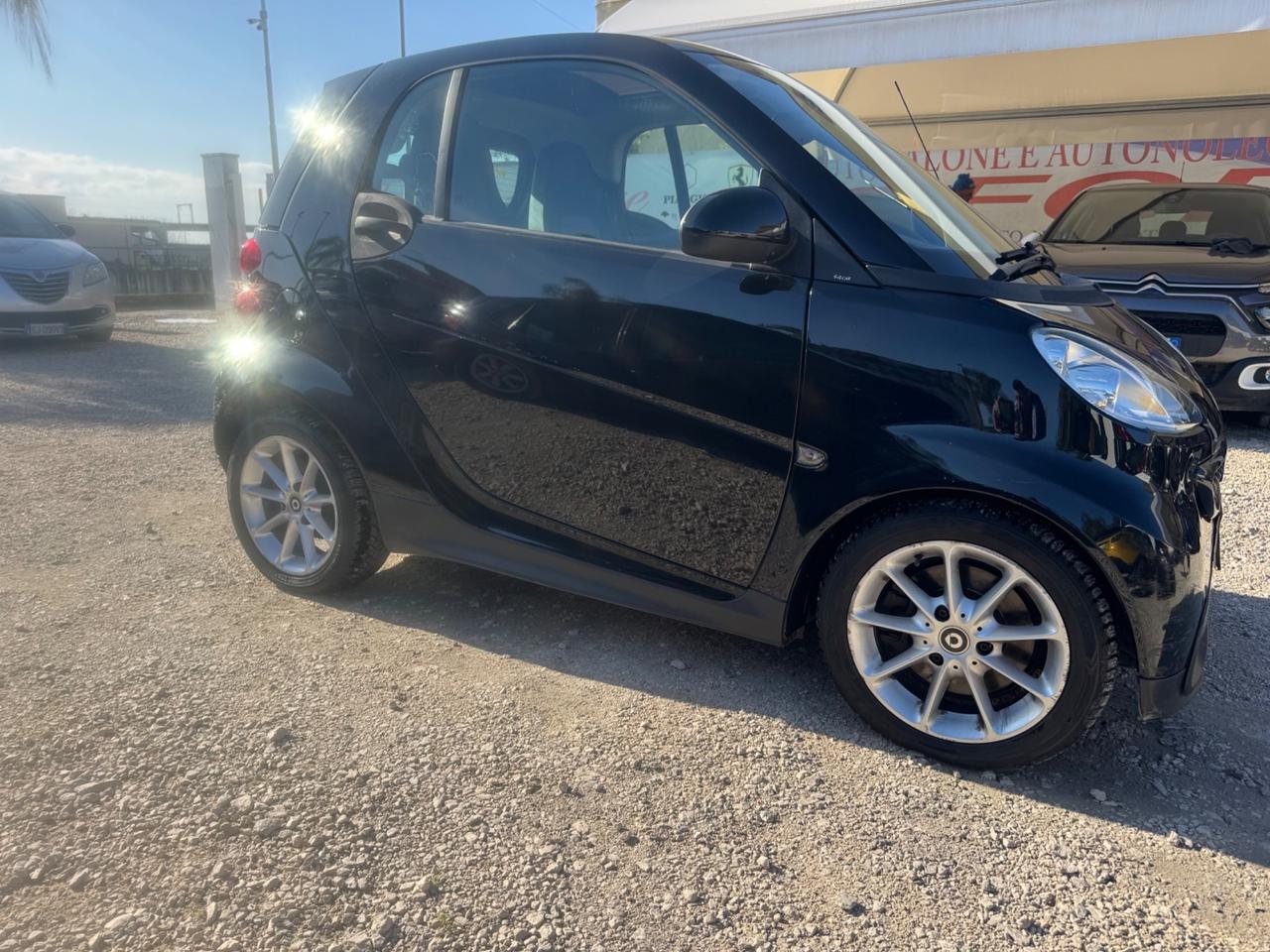 Smart ForTwo 1000 52 kW MHD coupé passion
