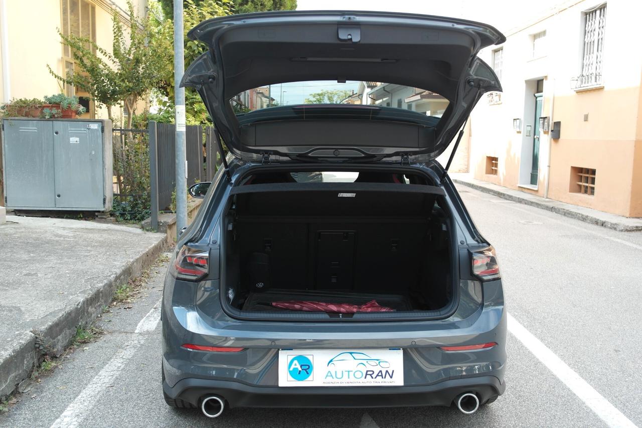 Volkswagen Golf GTI 2.0 TSI DSG