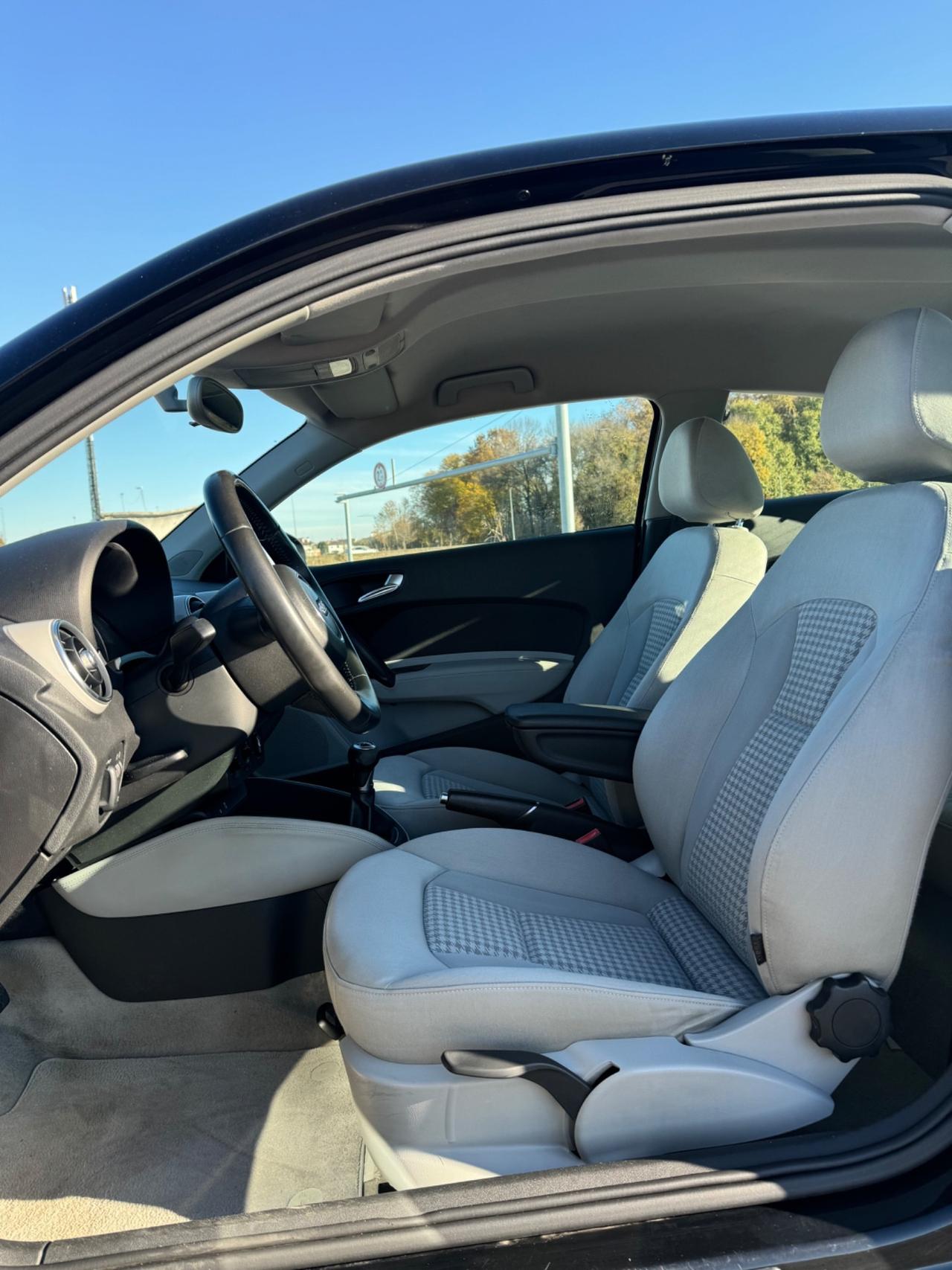 Audi A1 SPB 1.6 TDI 105 CV Ambition