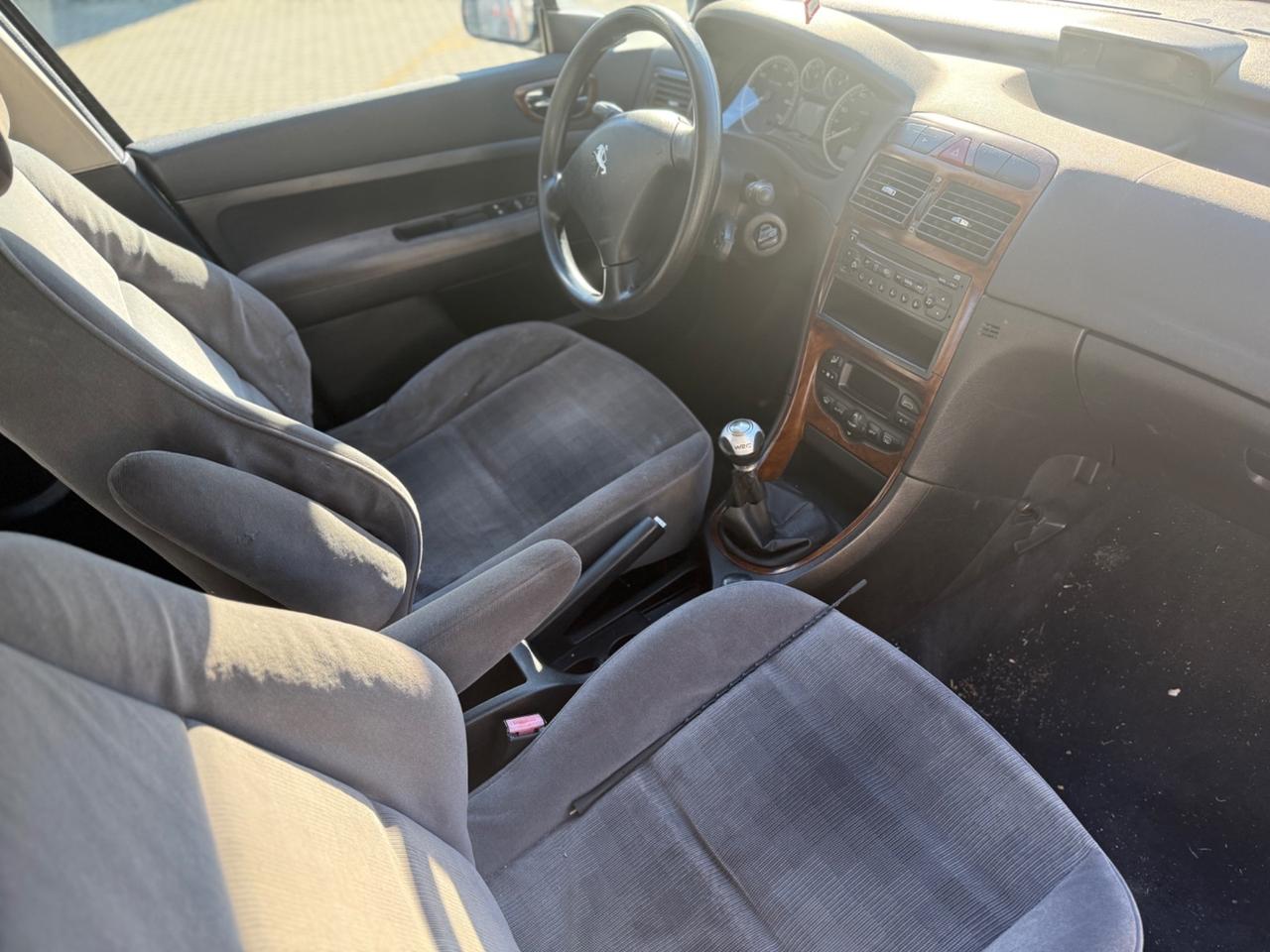 Peugeot 307 1.6 16V 5p. XT