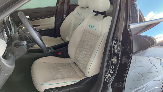 FIAT 600 Hybrid 100 CV DCT MHEV La Prima