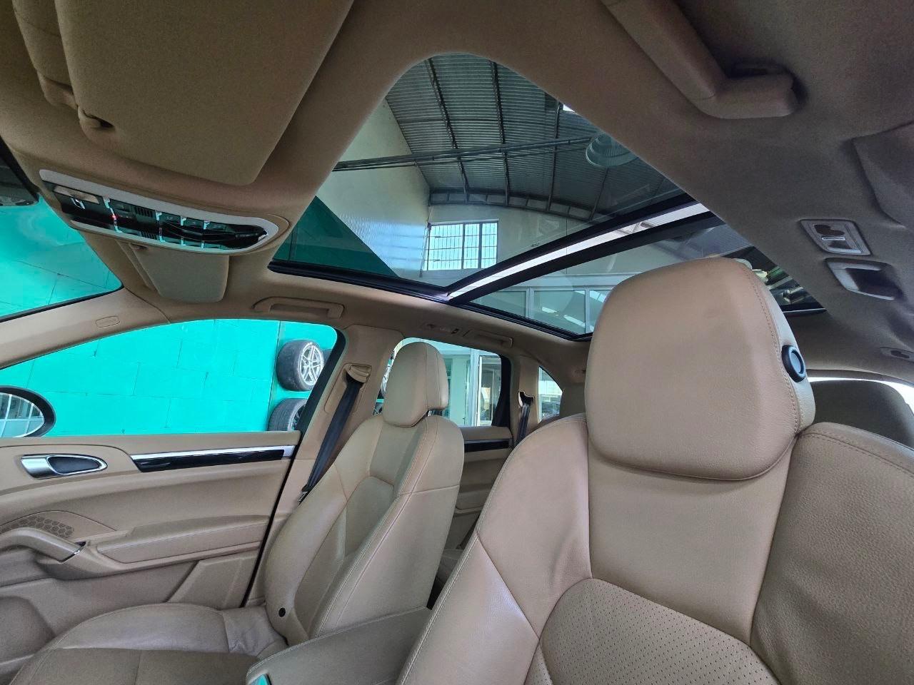 Porsche Cayenne 958 3.0 TDi *TETTO