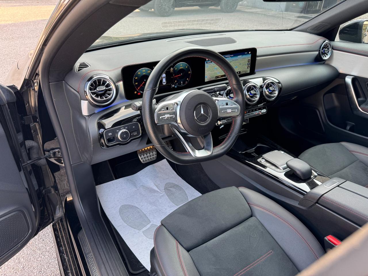 Mercedes-Benz CLA 200 2.0 d 150 CV Premium auto TETTO GAR. MERCEDES
