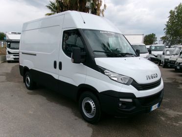 Iveco Daily 35S12 2.3 120CV EURO 6 FURGONE P.MEDIO *PERFETTO*