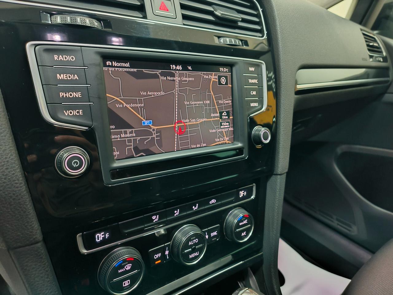 Volkswagen Golf 1.6 TDI 5p. Highline BlueMotion Technology