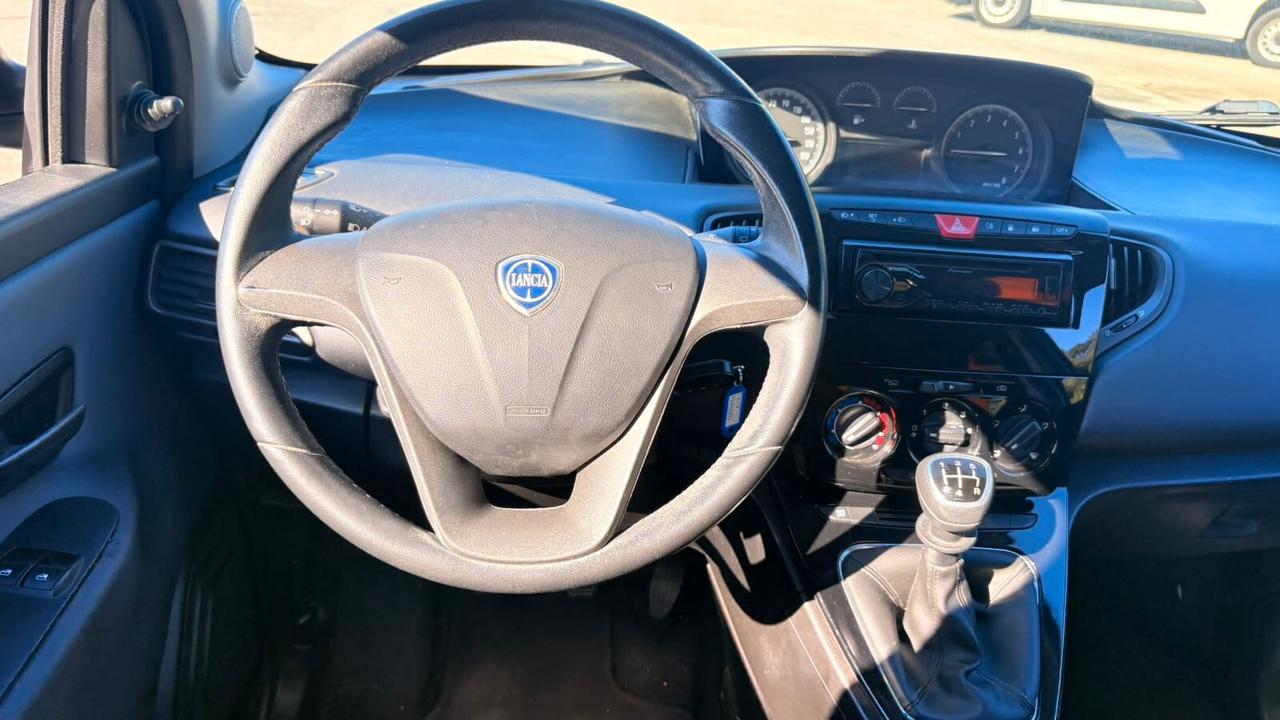 Lancia Ypsilon 1.2 69 CV 5 porte GPL Ecochic Gold