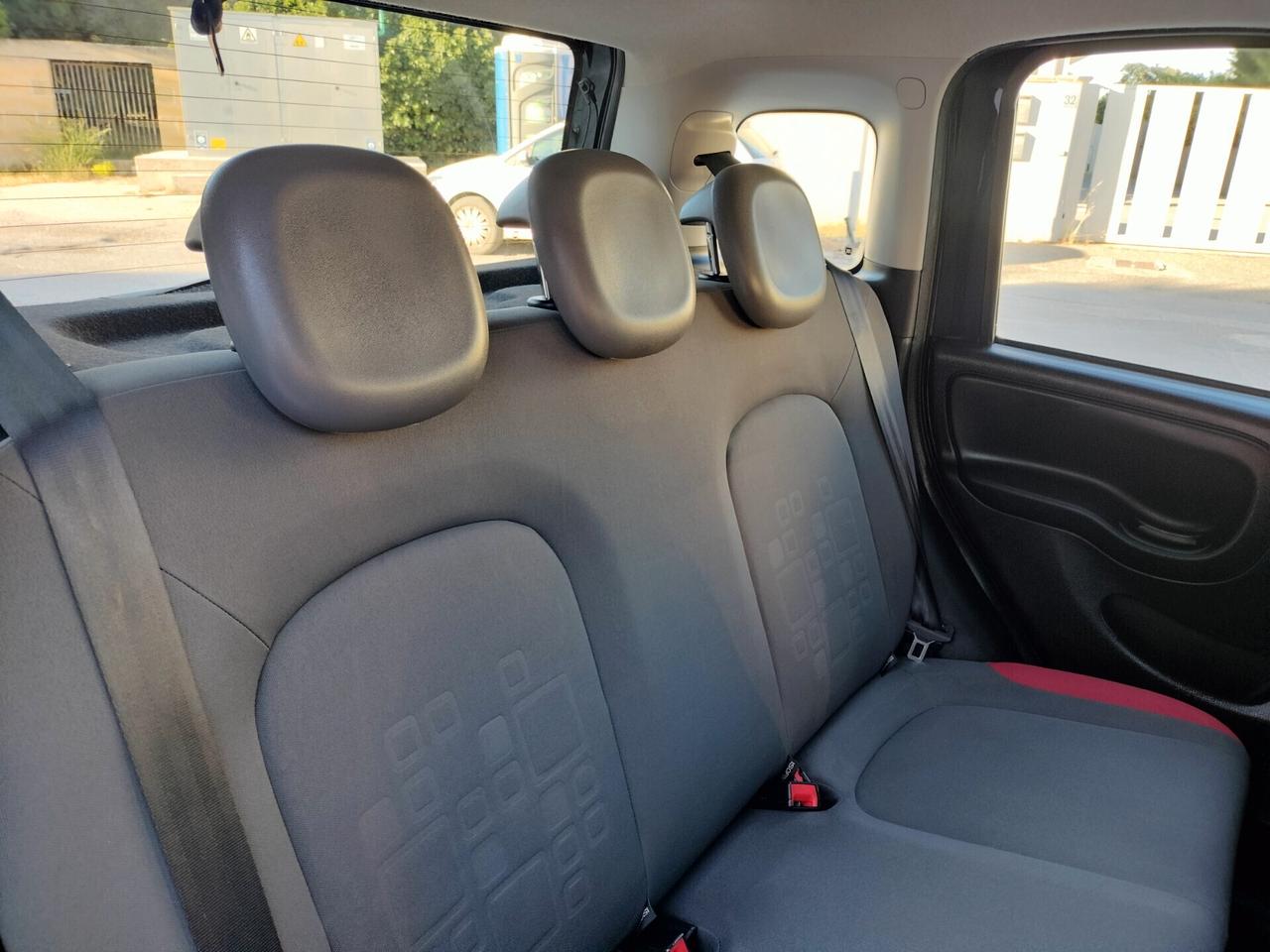 Fiat Panda 0.9 TwinAir Turbo Natural Power Lounge