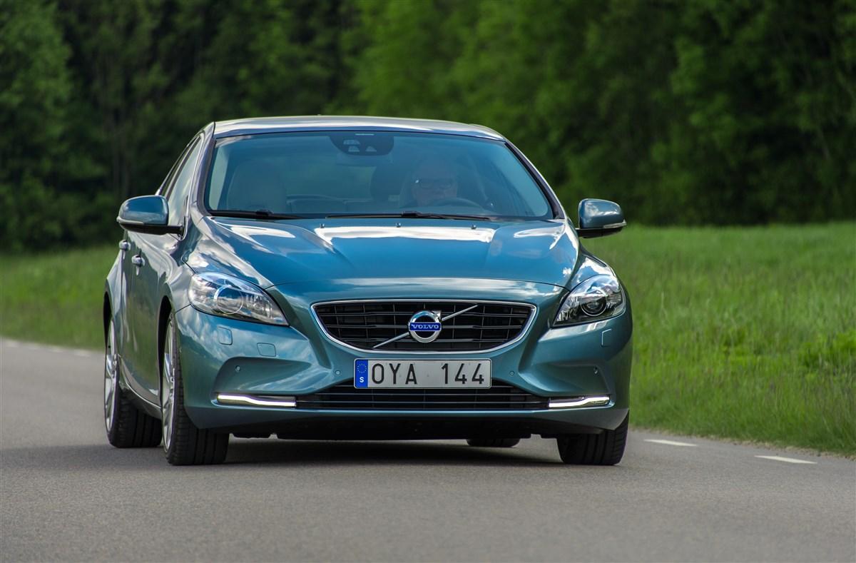 VOLVO V40 II 2012 - V40 2.0 d2 eco Business my17