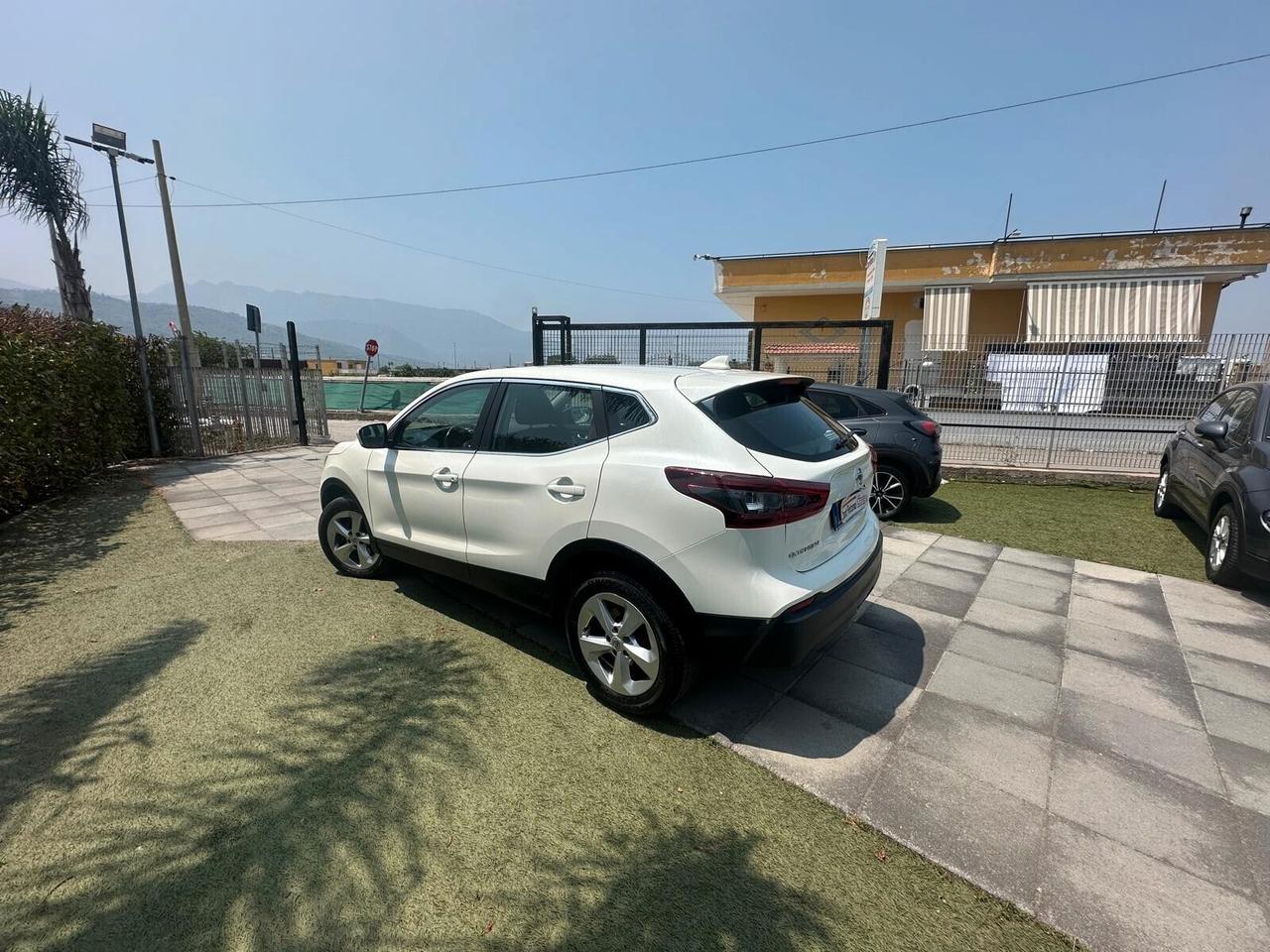 Nissan Qashqai 1.5 dCi 115 CV BUSINESS BIANCO PERLA AUTOMATICA FINE 2020