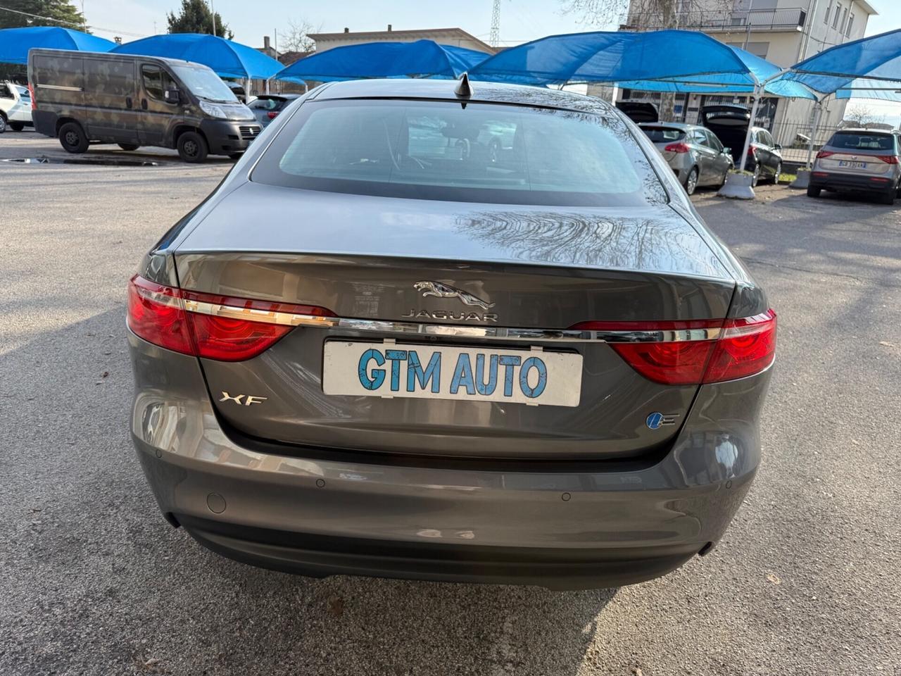 Jaguar XF 2.0 D 163 CV Prestige -Automatica