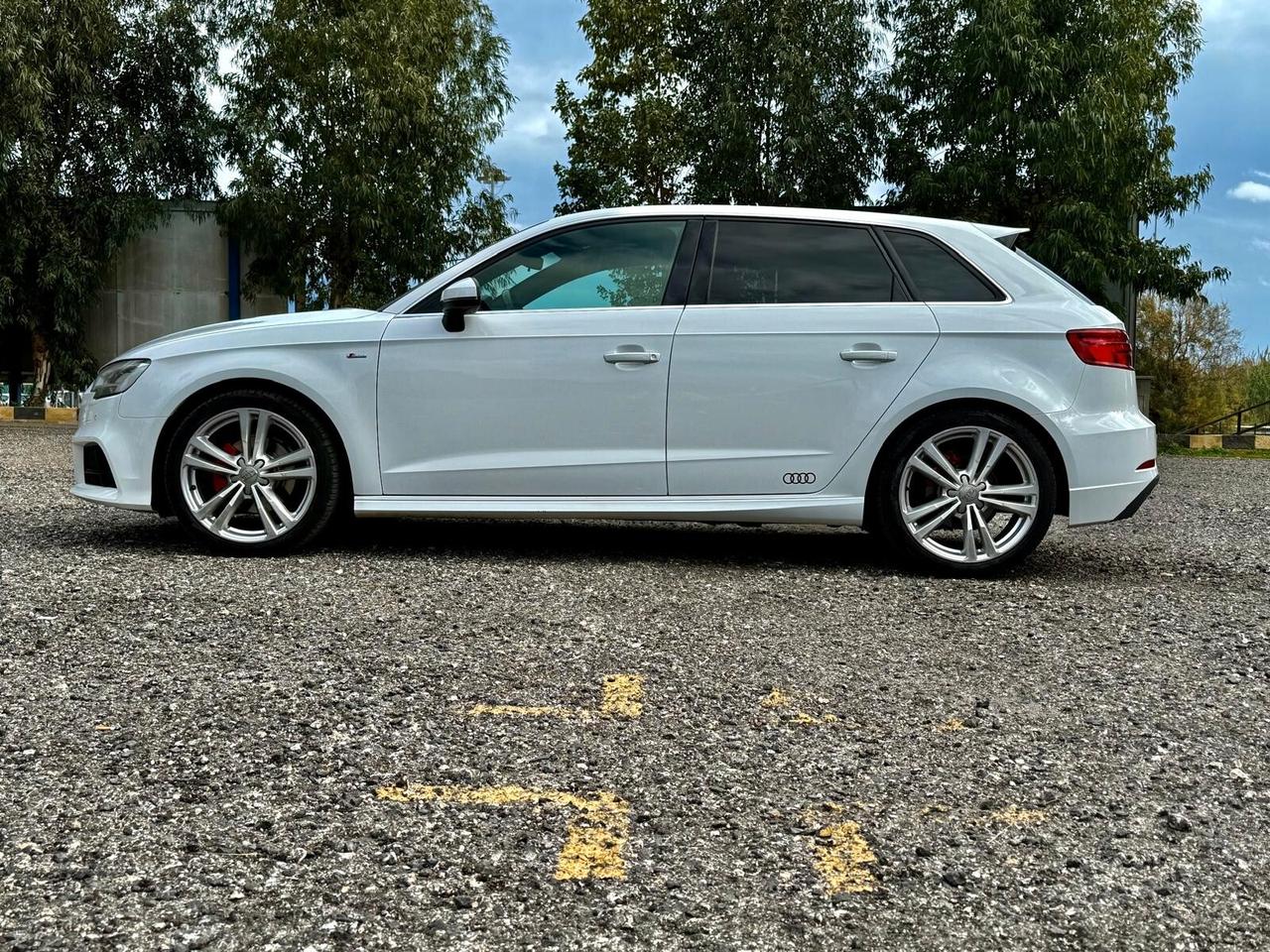AUDI A3 30 TDI S TRONIC S LINE EDITION