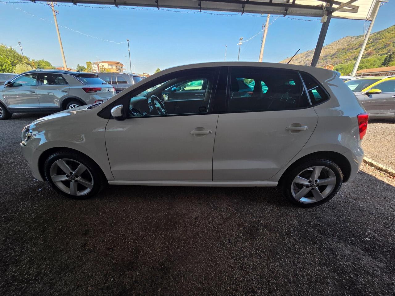Volkswagen Polo 1.6 5 porte Highline BiFuel